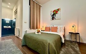 Luxury Suites Centrum By Rikas Hotels